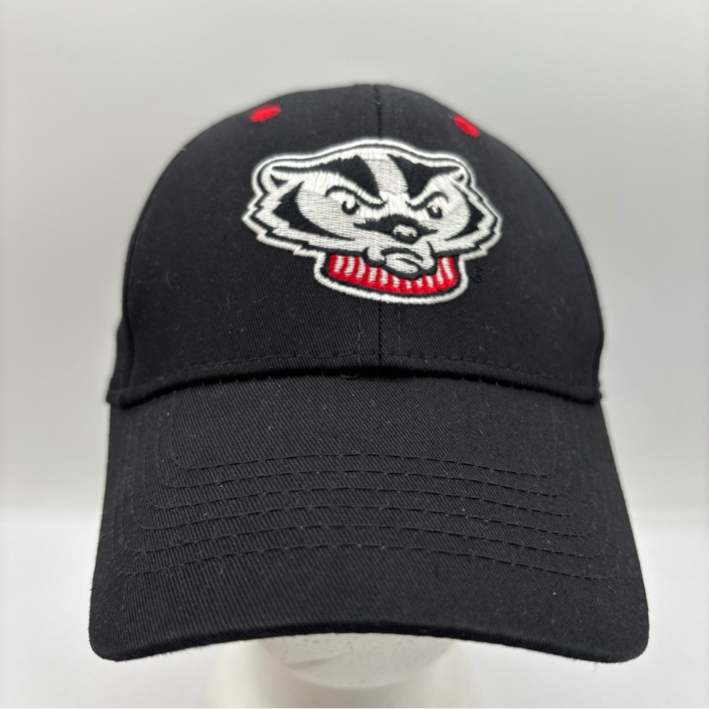 Wisconsin Badgers NCAA Captivating Headwear Men Black Adjustable Baseball Hat